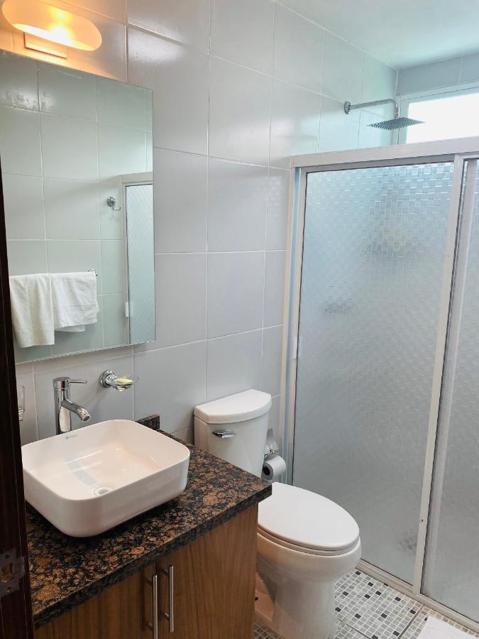 Hostal Guadalajara Cosmopolitan Providencia Экстерьер фото