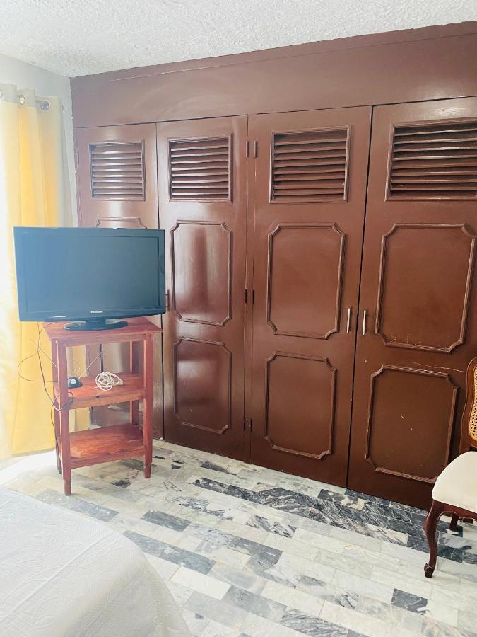 Hostal Guadalajara Cosmopolitan Providencia Экстерьер фото