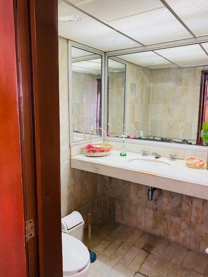 Hostal Guadalajara Cosmopolitan Providencia Экстерьер фото
